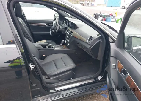 2013 Mercedes-Benz C 250 Luxury/Sport from USA, damaged, VIN WDDGF4HB5DA862291